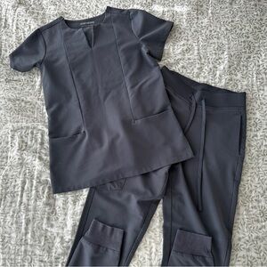 Pewter Gray Mandala Scrub Set